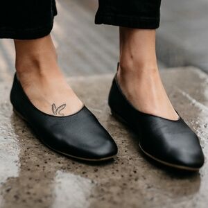 Everlane Classic Black Leather Loafers